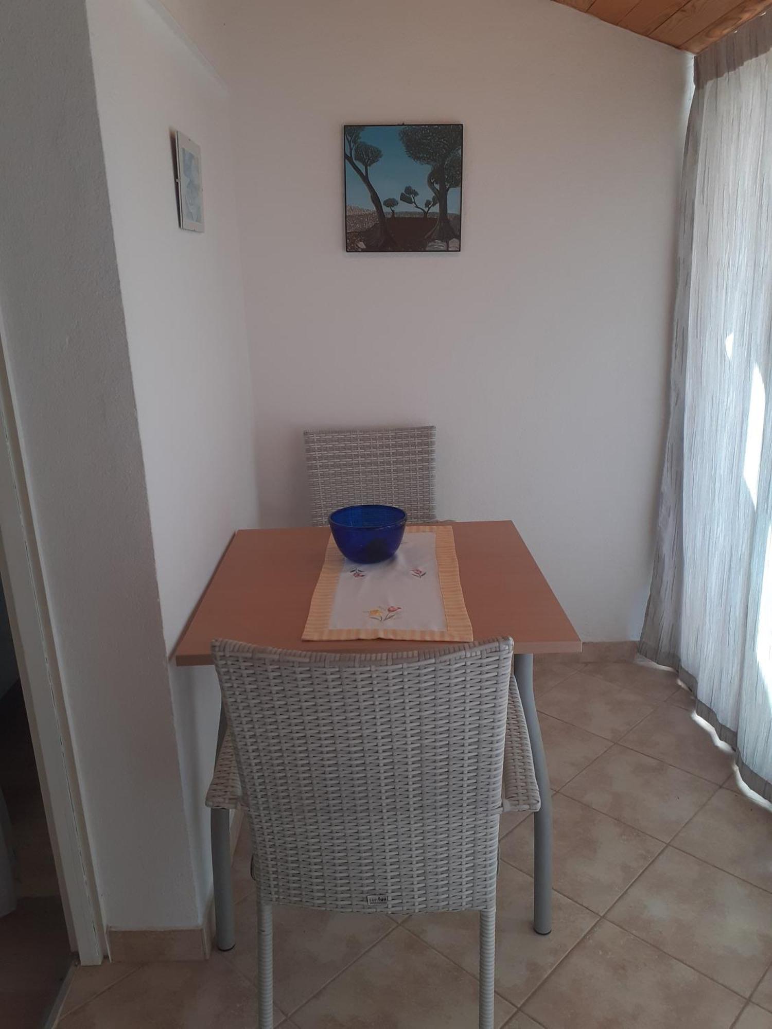 Guesthouse Apartment Bozica 볼 외부 사진