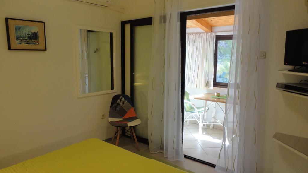 Guesthouse Apartment Bozica 볼 외부 사진