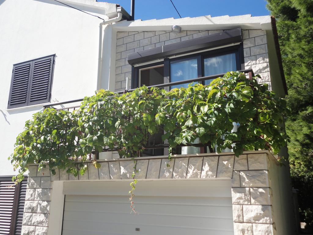 Guesthouse Apartment Bozica 볼 외부 사진